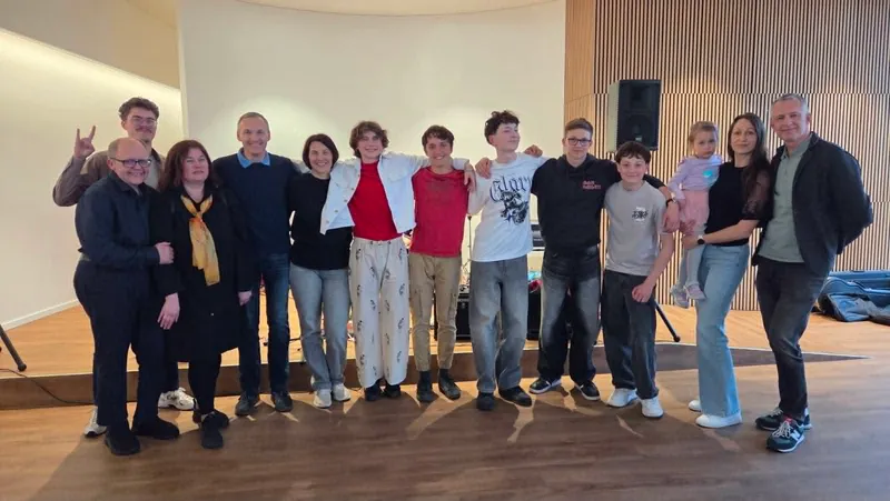 Roko grupės „VISUR“ pirmas koncertas