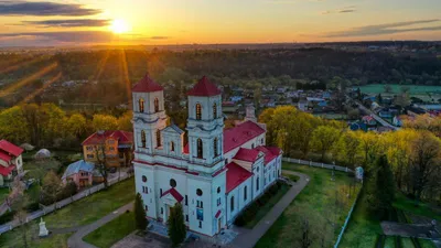 Raudondvario bažnyčios nuotraukos nuotrauka